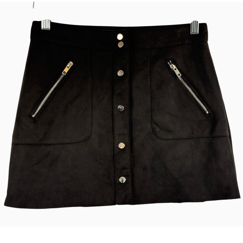 HYFVE Women's S Black Faux Suede Mini Skirt Gold Snap Zip Pockets Raw Hem